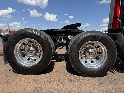 2023 Kenworth T680