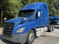 2020 Freightliner CA126