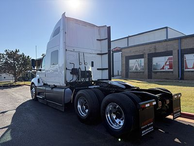 2022 International LT625