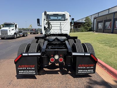 2022 International LT625