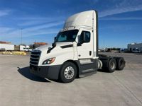 2021 Freightliner CA126