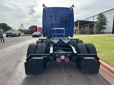 2020 Freightliner CA126