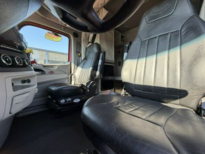 2020 Peterbilt 579