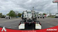 2023 Volvo VNR64T300