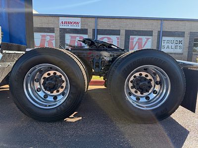 2023 Peterbilt 579