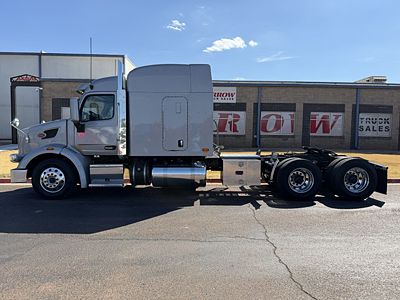 2021 Peterbilt 567