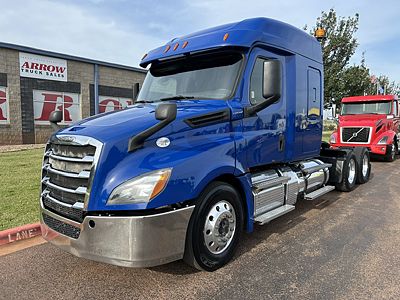 2020 Freightliner CA126