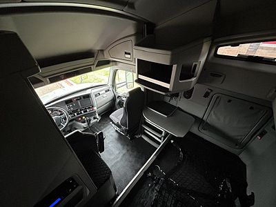 2021 Kenworth T680
