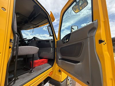 2019 International LT