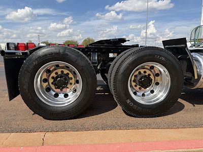 2019 Peterbilt 389