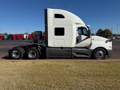 2022 International LT625