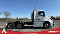 2023 Volvo VNR64T300