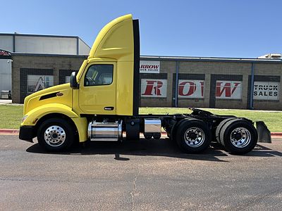 2023 Peterbilt 579