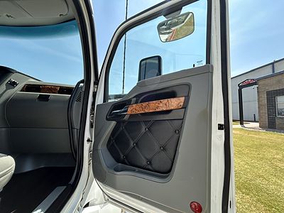 2020 Kenworth T680