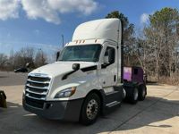 2021 Freightliner CA126