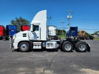 2024 Mack AN64T