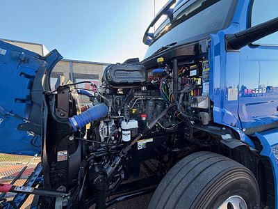 2023 Peterbilt 579