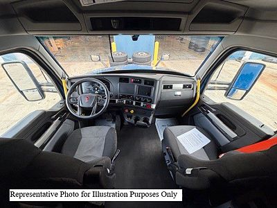 2022 Kenworth T680