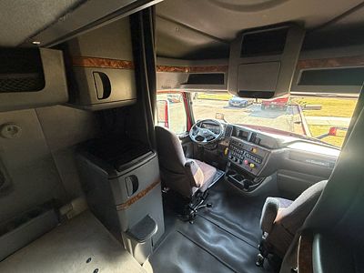 2022 International LT625