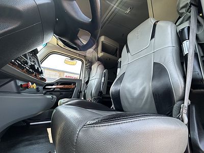 2020 Kenworth T680