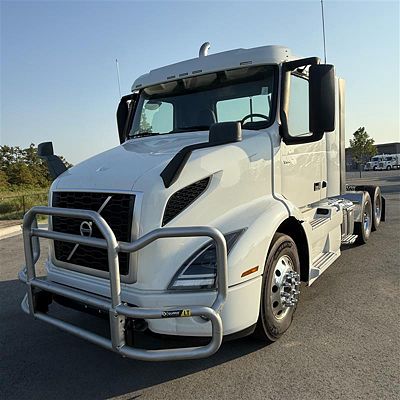2024 Volvo VNR64T300