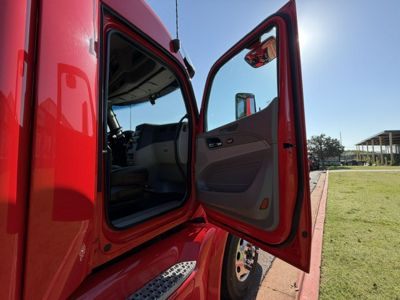 2020 Peterbilt 579