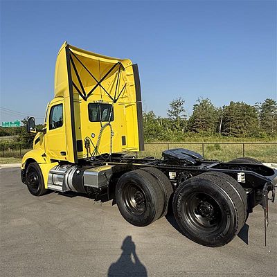 2023 Peterbilt 579