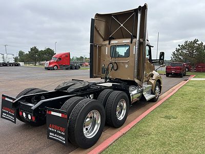 2022 Kenworth T680