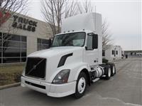 2011 Volvo VNL300