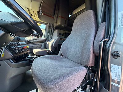 2022 International LT625