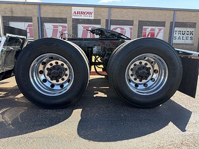 2021 Peterbilt 567