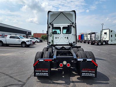 2021 Freightliner CA126