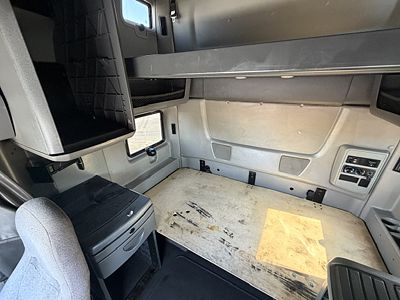 2019 International LT