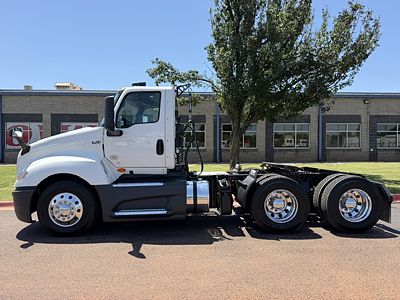 2022 International LT625