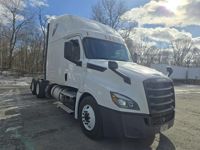2020 Freightliner CA126