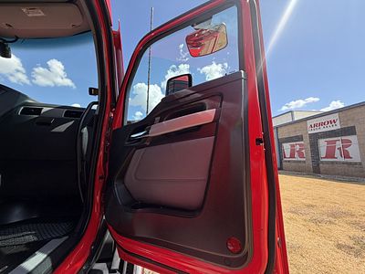 2023 Kenworth T680