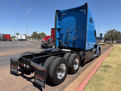 2023 Kenworth T680