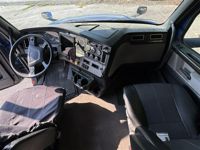 2020 Freightliner CA126