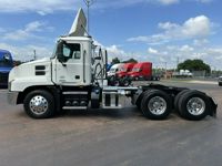 2021 Mack AN64T