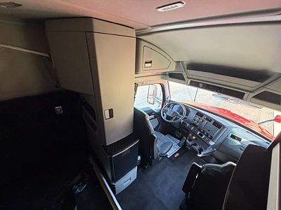 2023 Kenworth T680