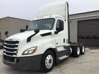 2020 Freightliner CA126