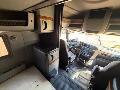 2022 International LT625
