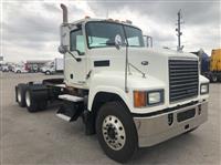 2010 Mack CHU613