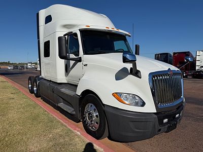 2022 International LT625