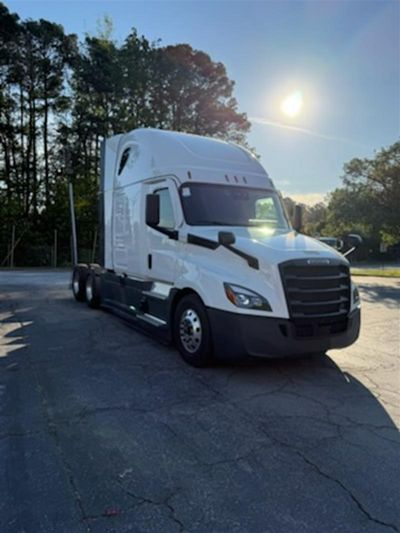 2023 Freightliner CA126