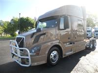 2015 Volvo VNL730