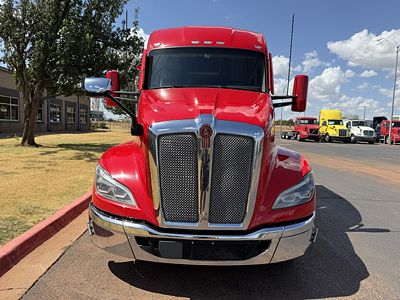 2023 Kenworth T680
