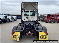 2020 Freightliner CA126