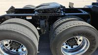 2019 Freightliner CA126