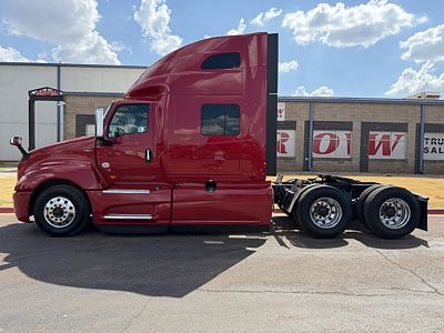 2022 International LT625